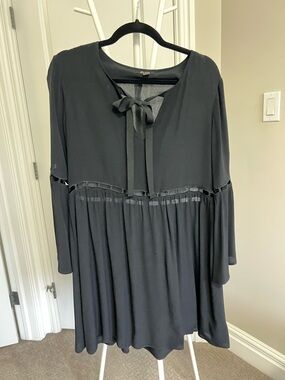 Ella Moss Black Flowy Dress
